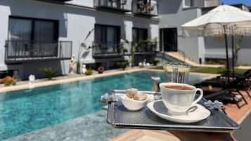 Seasonal outdoor pool