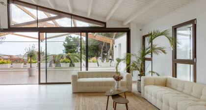 Luxury Villa Near Sitges