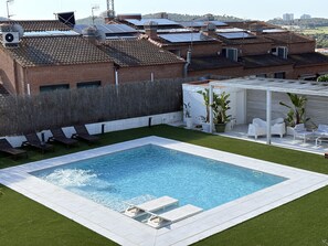 Pool - Luxury Casa Vacacional – Delmar Residences: Historic Winery Estate near Sitges (Sant Pere de Ribes)