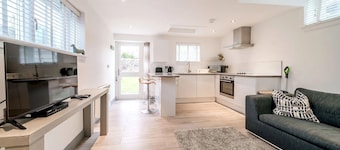 The Wee House | Elie