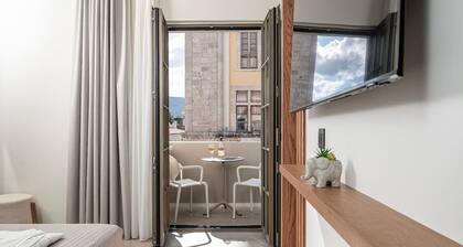 Volaka Luxury Suites `Emerald`