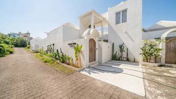Design Villa, 3 Bedrooms, Private Pool | Exterior
