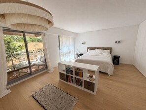 2 chambres, fer et planche à repasser, Wi-Fi, draps fournis