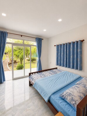 Desk, free WiFi, bed sheets - Garden Hostel Koh Rong (koh rong)