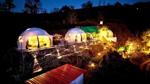 Chaumière luxueuse, patio, vue sur la montagne | Extérieur