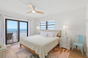 Iron/ironing board, WiFi - 412 - 2/2 Corner Oceanfront (New Smyrna Beach)