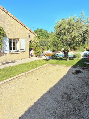 Property grounds - Vrbo Property (Toulaud)