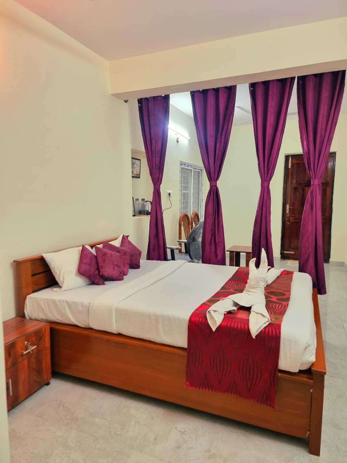 Standard Apartment, City View | Desk, laptop workspace, iron/ironing board, free WiFi