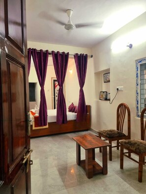 Standard Apartment, City View | Desk, laptop workspace, iron/ironing board, free WiFi - The Green Homez (Bengaluru)