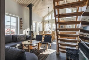 Apartment, 5 Schlafzimmer, Haustiere nicht gestattet, Bergblick | Wohnbereich