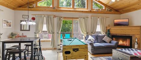 Smart TV, fireplace, table football