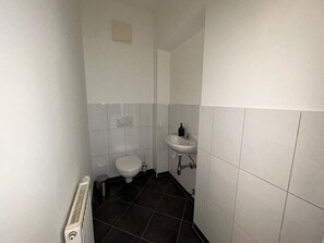 Bathroom - FarawayHomes Studio Krieglach #7 (Krieglach)