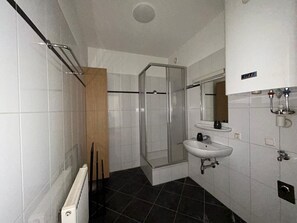 Bathroom - FarawayHomes Studio Krieglach #7 (Krieglach)