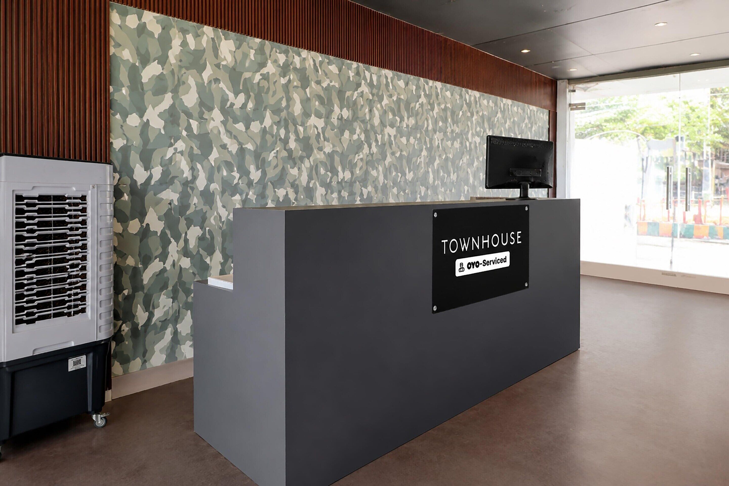 House | Reception