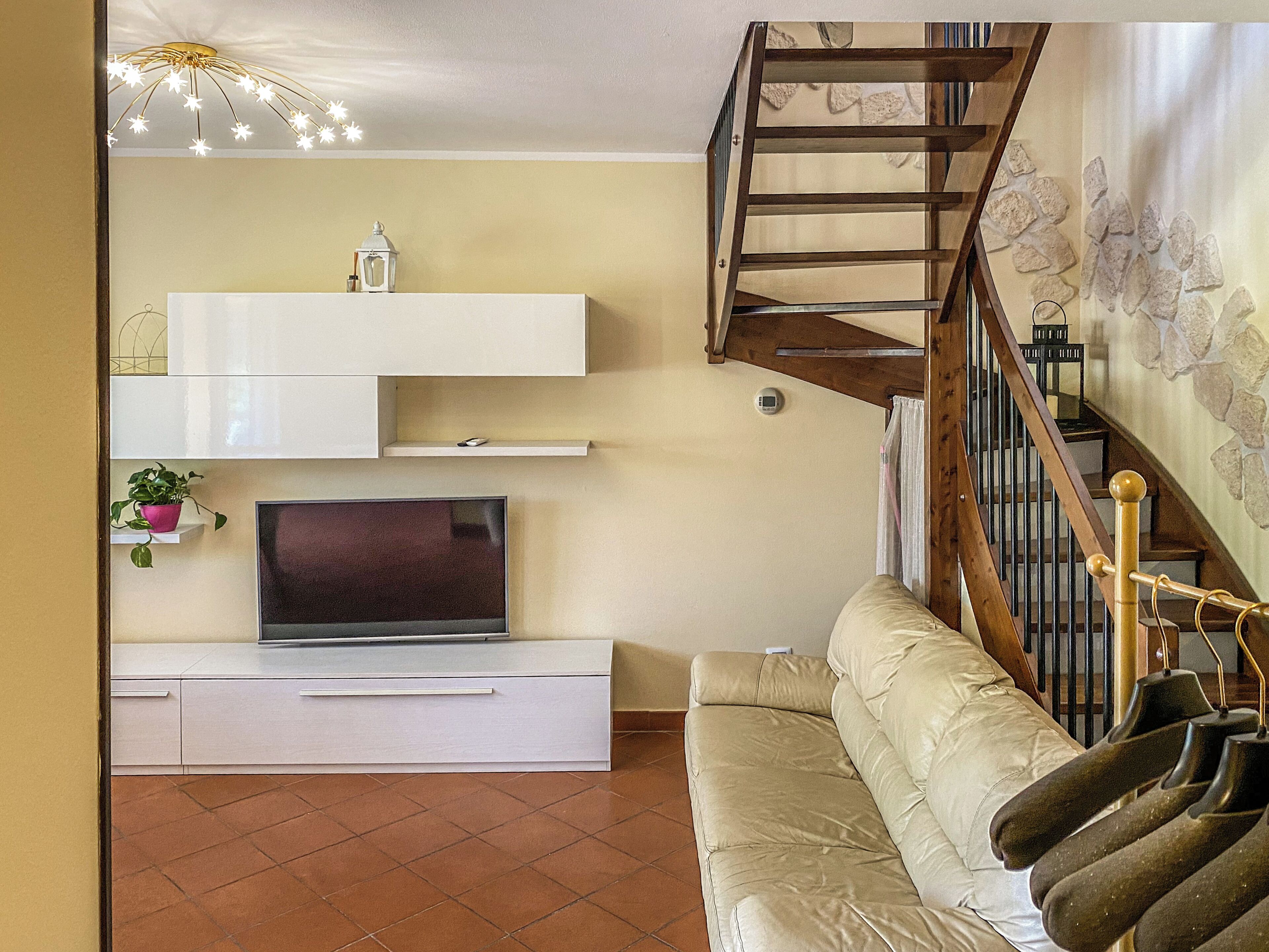 Apartment, 3 Bedrooms, Balcony, Garden View | Living area
