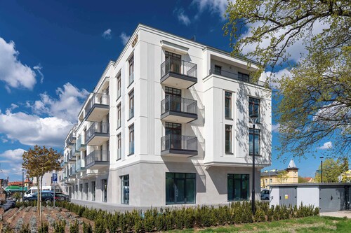 Stylish Studio with a Balcony | A Place to Work