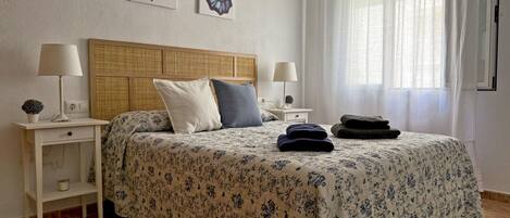 2 Schlafzimmer, Bügeleisen/Bügelbrett, kostenloses WLAN, Bettwäsche