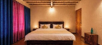 Pema’s Cottage – Standard Double Room with Valley Views, Chicham Bridge (Spiti)