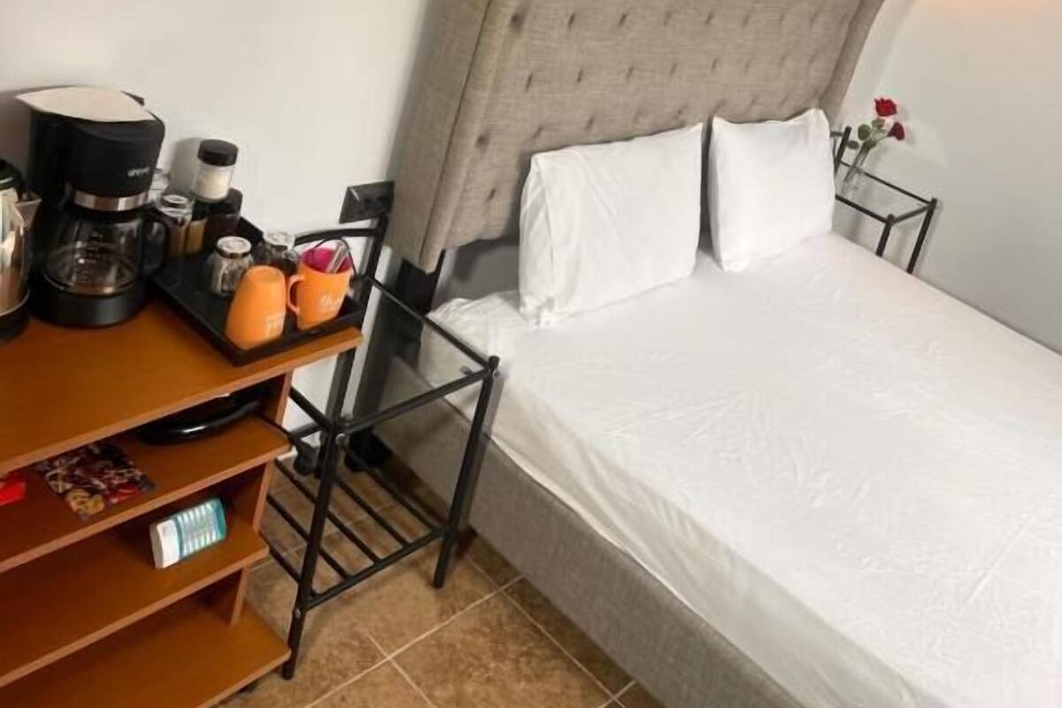 Economy Double Room 1