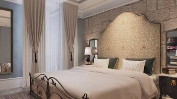 Minibar, in-room safe, laptop workspace, blackout curtains