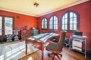 Interior - Luxury Girona villa near Costa Brava with heated indoor pool (Girona)