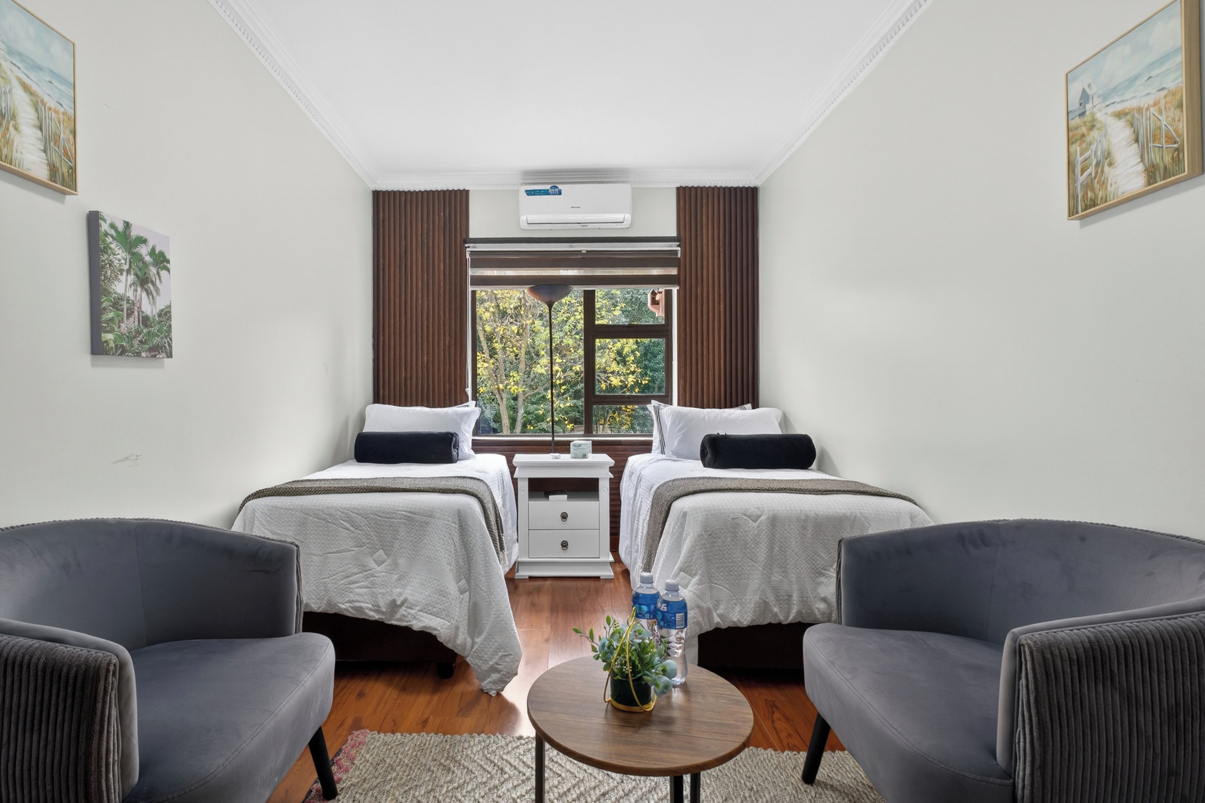 Classic Double or Twin Room, Pool View