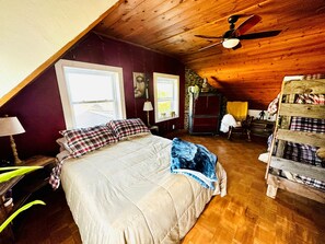 4 bedrooms, Internet, bed sheets - Perfect 4-bedroom house in welcoming Russell with a breathtaking view (Russell)