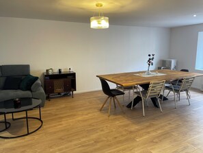 Interior - Spacious, newly renovated townhouse (Toul)