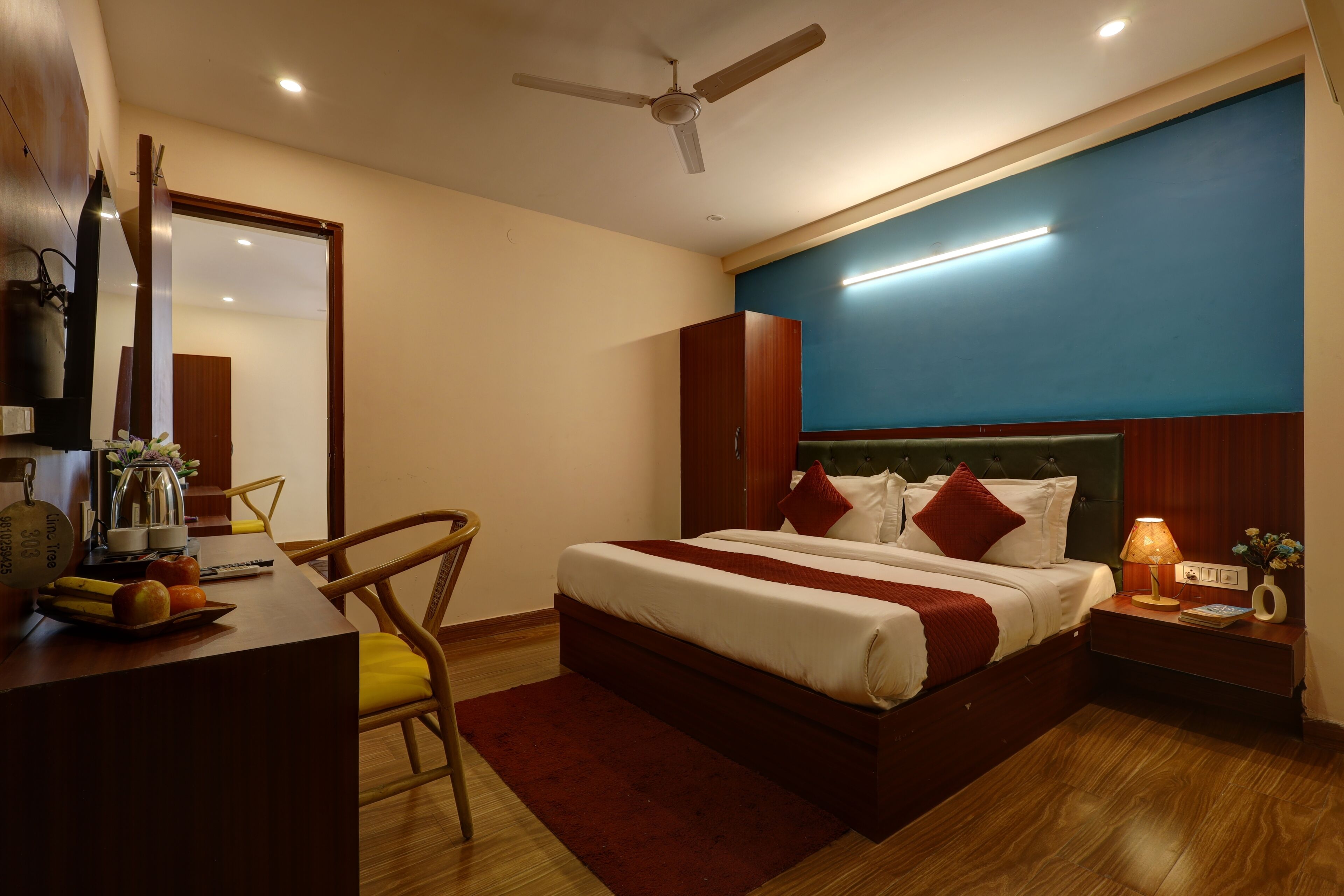 Deluxe Room | Egyptian cotton sheets, premium bedding, down comforters