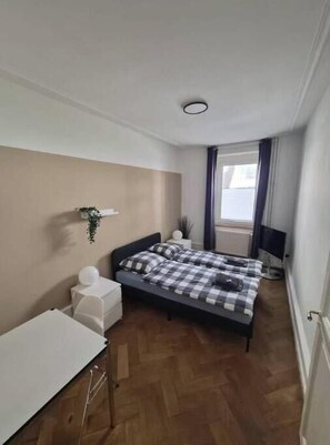 WiFi, bed sheets - Vrbo Property (Basel)