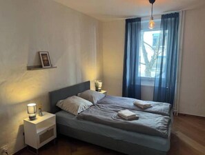 WiFi, bed sheets - Vrbo Property (Basel)