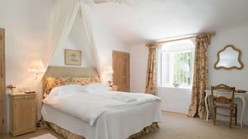 Rumah | 12 kamar tidur dan internet