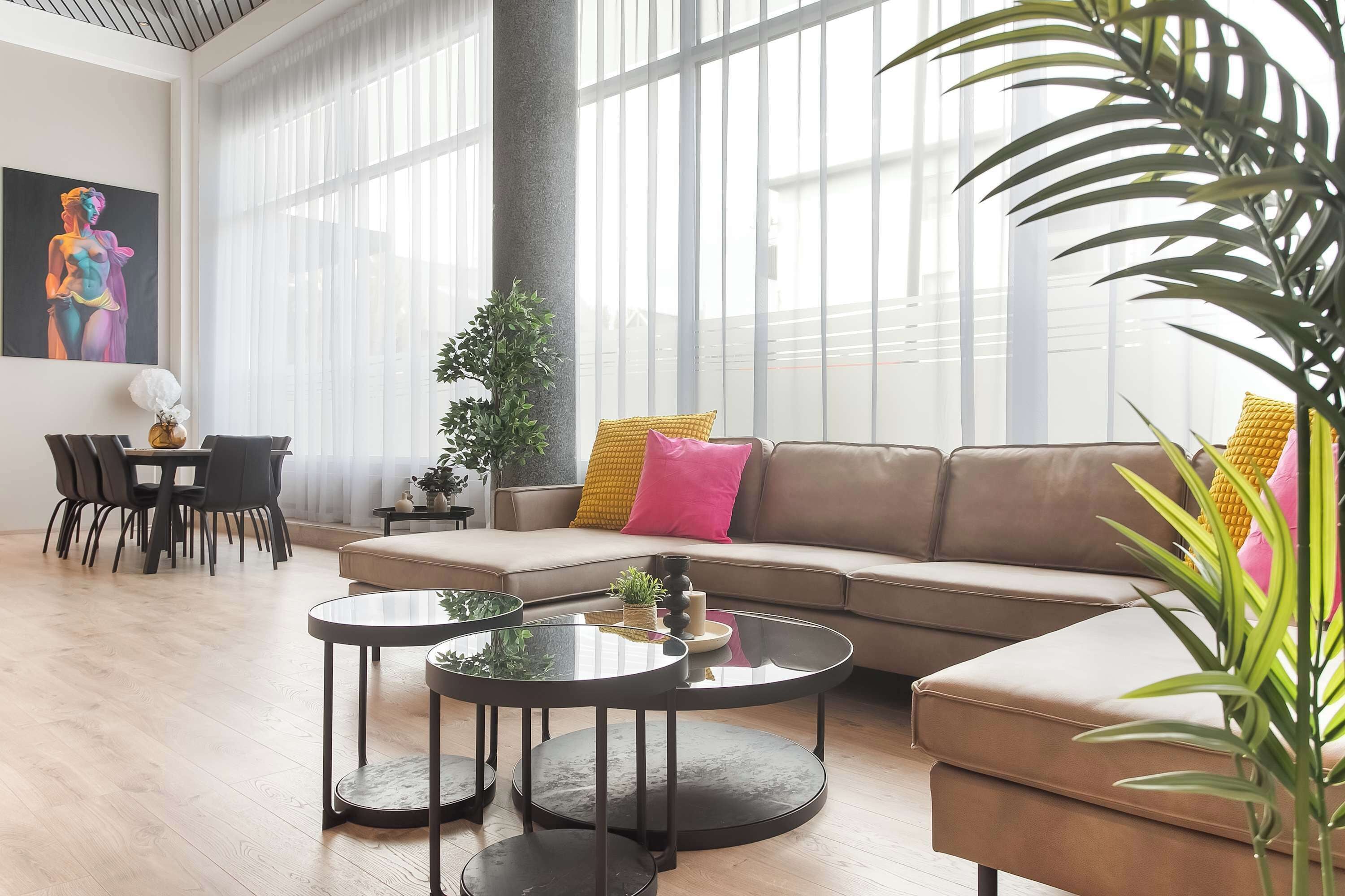 Télévision, espaces bureaux