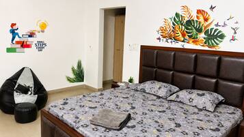 Apartment, 2 Bedrooms, Accessible, Smoking