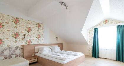 FarawayHomes Aparthotel Vienna Airport #8
