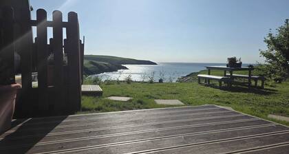 Two Pod Glamping Retreat in Kinsale, Sea Views