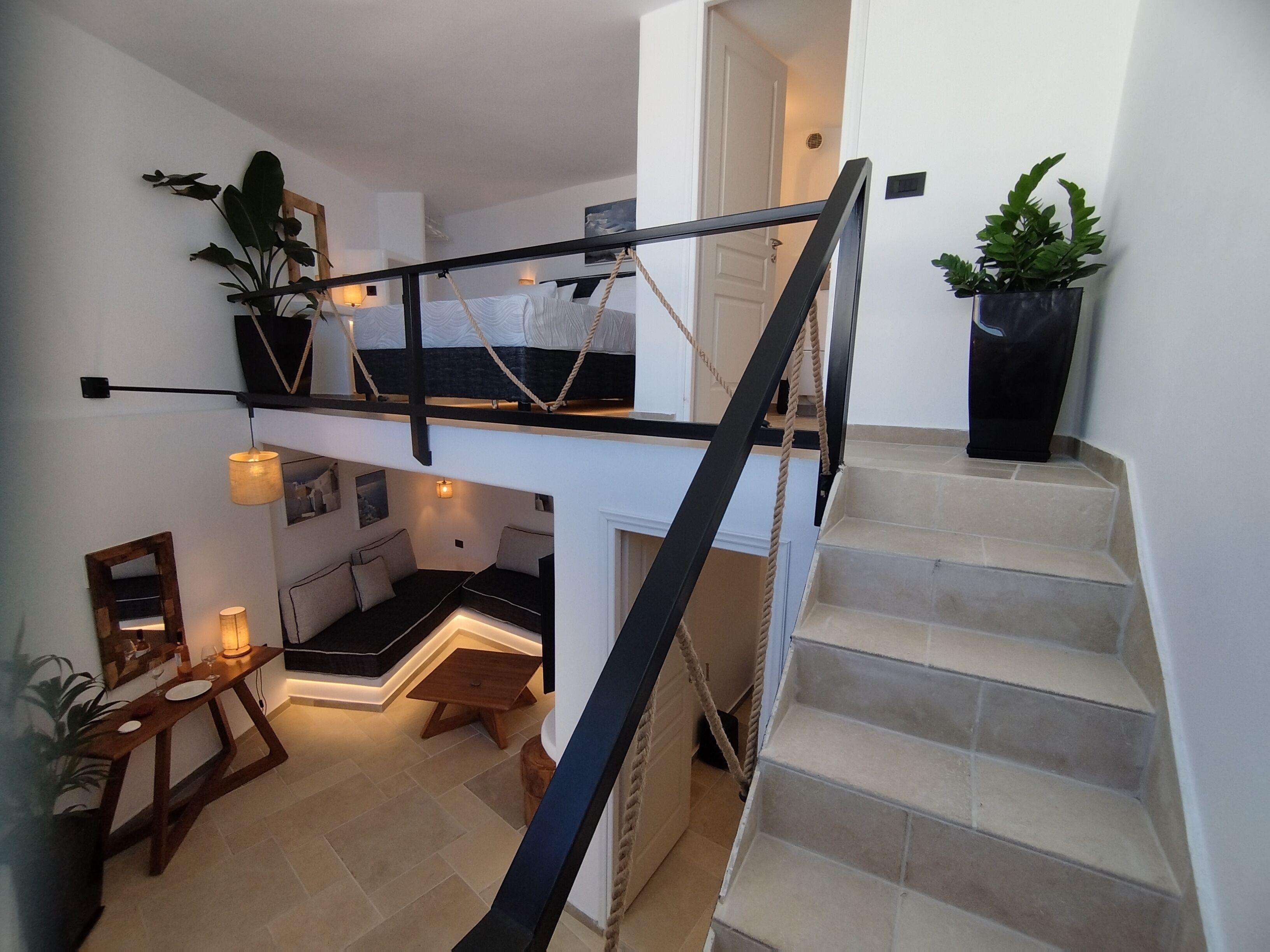 Deluxe Loft, Sea View | Interior