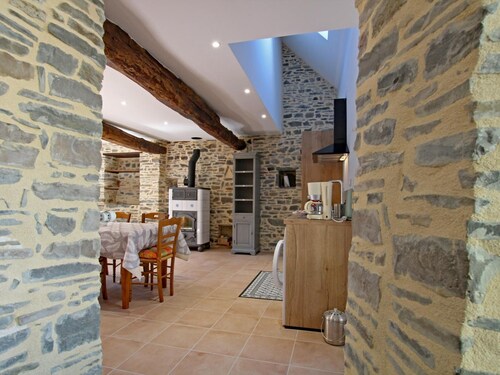 Peaceful house, authentic setting - 6 guests