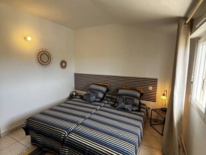 Room - T3 Pavilion with A/C, terrace and private parking in Canet-en-Roussillon (Canet-en-Roussillon)