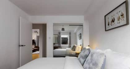 Forth Court City Retreat