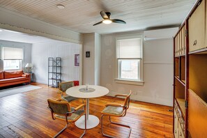 Apartment (0 Bedroom) | Interior
