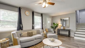 Rumah (4 Bedrooms) | Interior