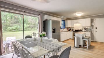 Rumah (4 Bedrooms) | Interior
