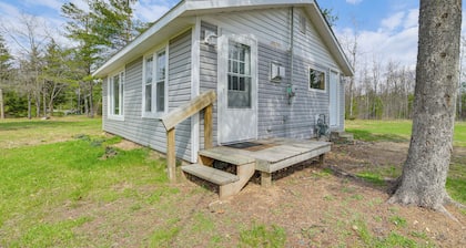Walk to West Twin Lake: Remote Retreat w/ Yard