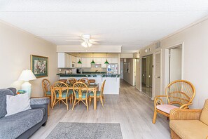 TV, ping pong - Stunning Ocean & Bay Views (Ocean City)