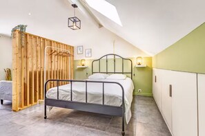1 bedroom, iron/ironing board, free WiFi, bed sheets - Studio with terrace between Liège and Maastricht (Juprelle)