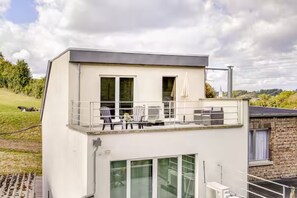 Exterior - Studio with terrace between Liège and Maastricht (Juprelle)