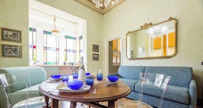 Golfo Paradiso Apartment – Villa Aranci, GenoaLocated on the ground floor of Villa Aranci (Via Fabio Filzi 2B), this intimate and elegant apartment offers a private entrance and a cozy stay.It features a double bedroom, a living area with a sofa bed, a