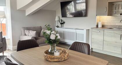 Studio 7 - Modern apartment located in the heart of Dungannon