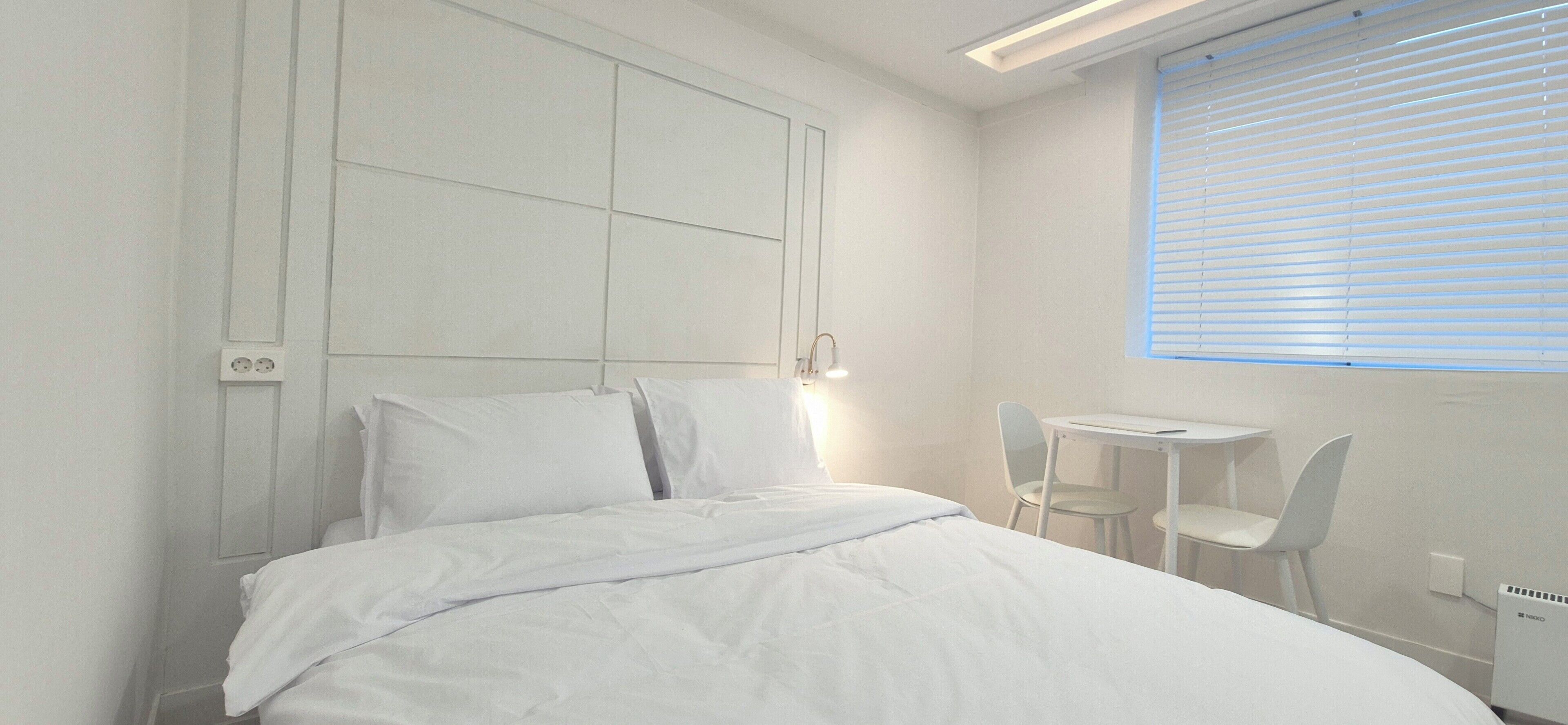 Standard Single Room, Non Smoking, Private Bathroom